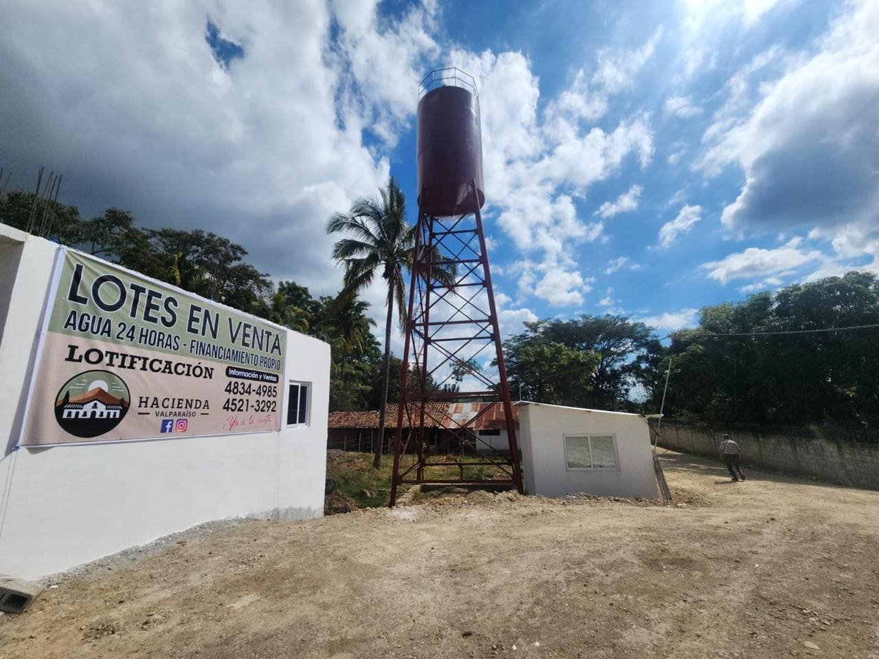 Tanque de agua potable 24 horas - Lotificación Hacienda Valparaíso